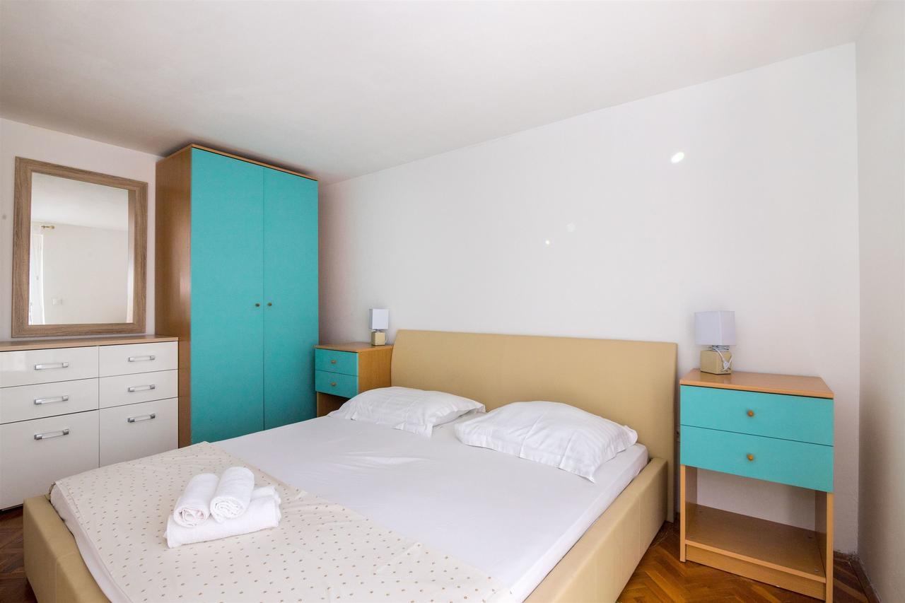 Apartments Antonija Drvenik  Extérieur photo