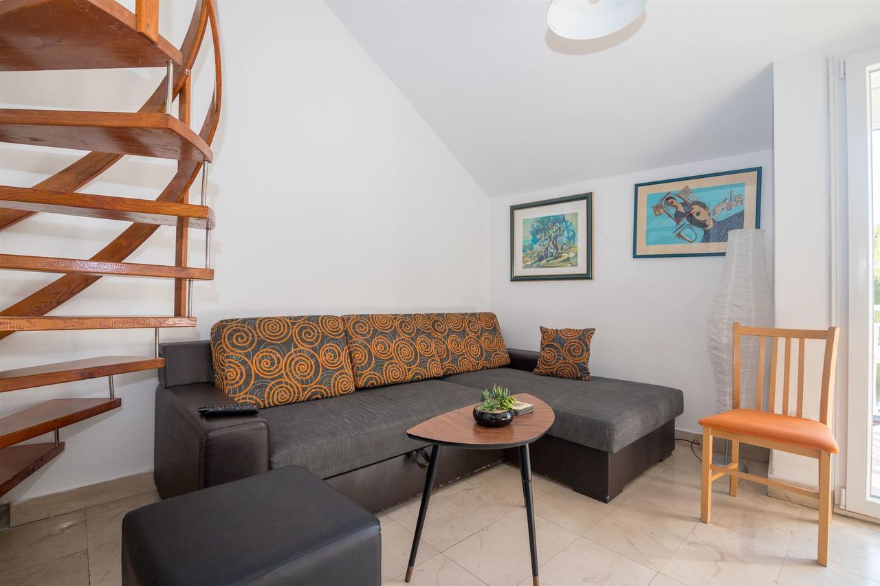 Apartments Antonija Drvenik  Extérieur photo