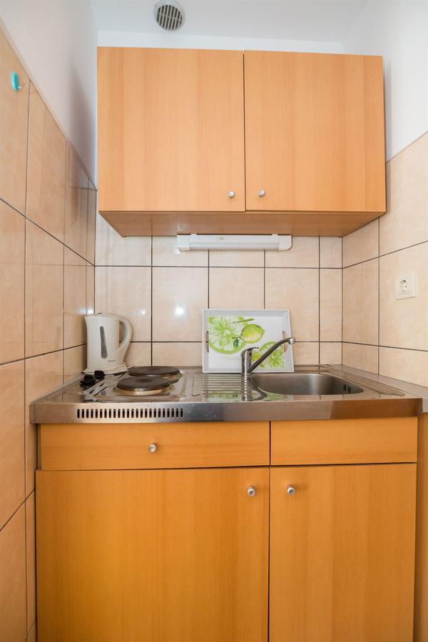 Apartments Antonija Drvenik  Extérieur photo