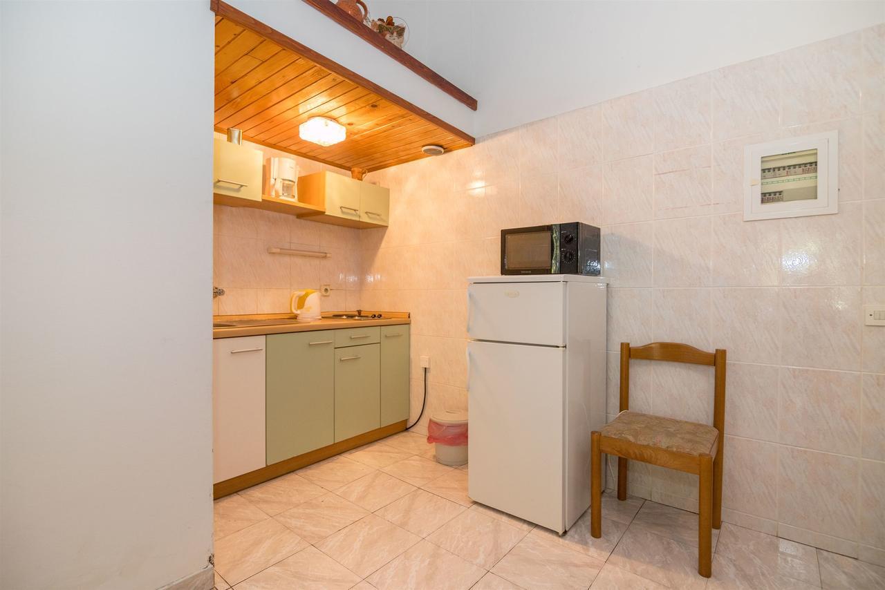 Apartments Antonija Drvenik  Extérieur photo