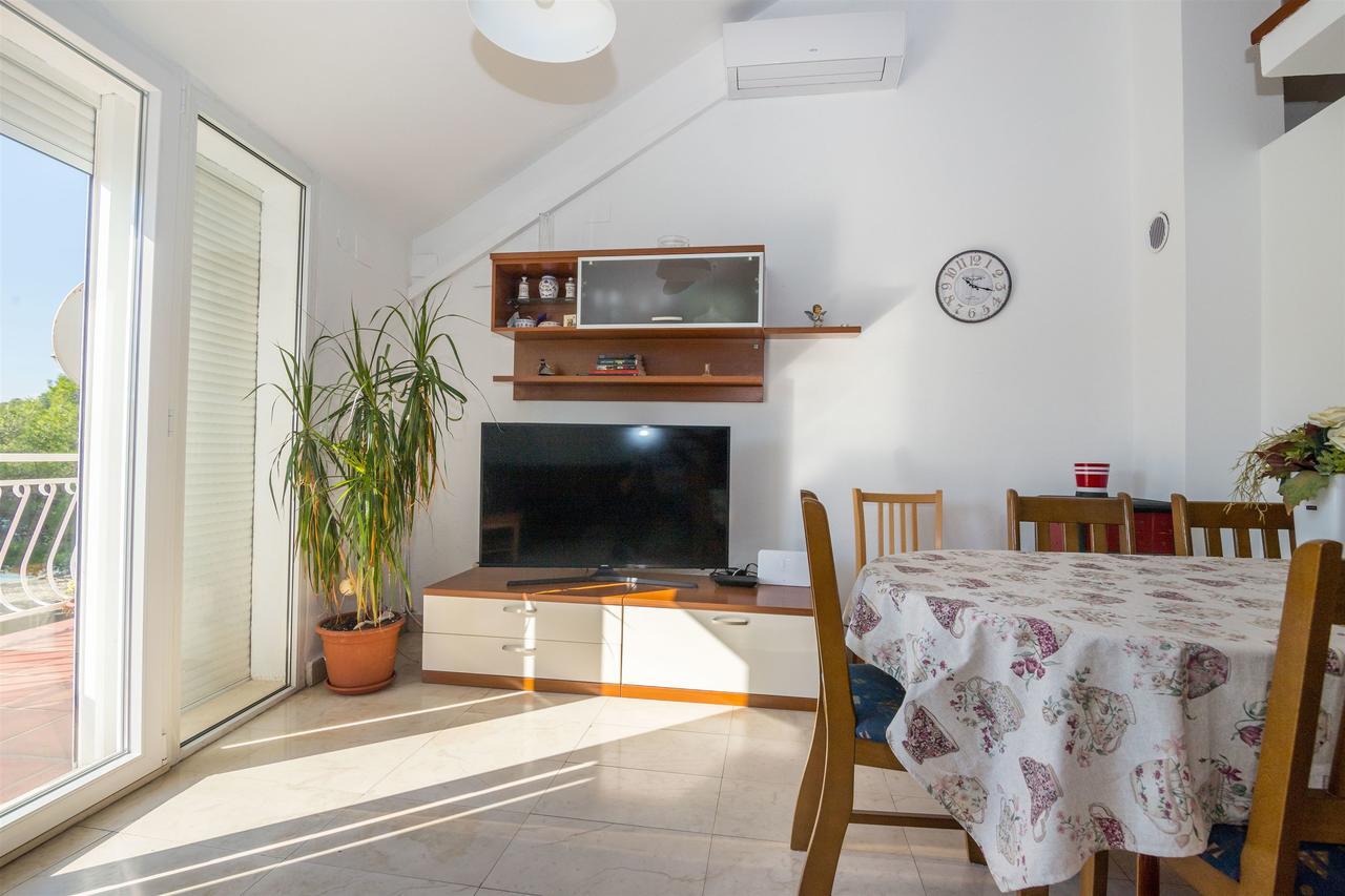 Apartments Antonija Drvenik  Extérieur photo