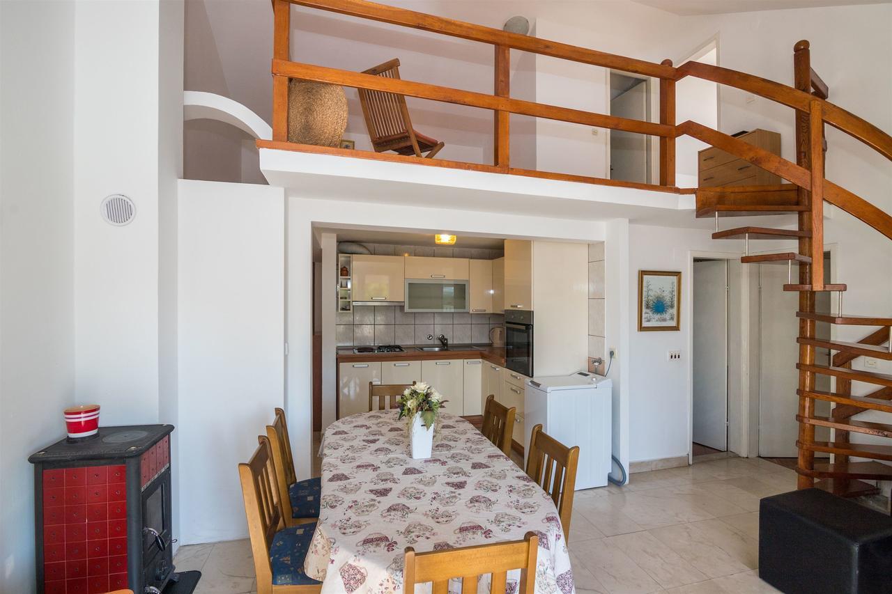 Apartments Antonija Drvenik  Extérieur photo