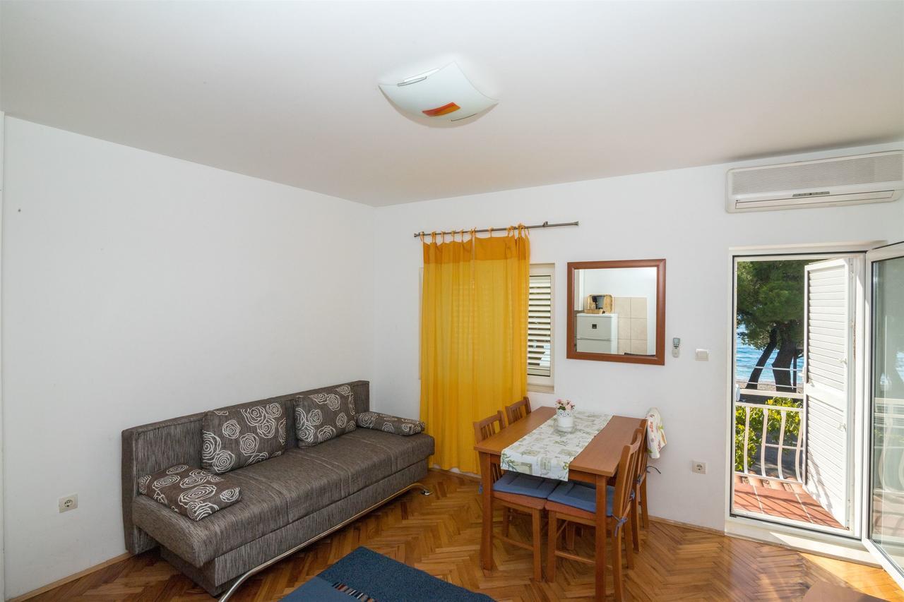 Apartments Antonija Drvenik  Extérieur photo
