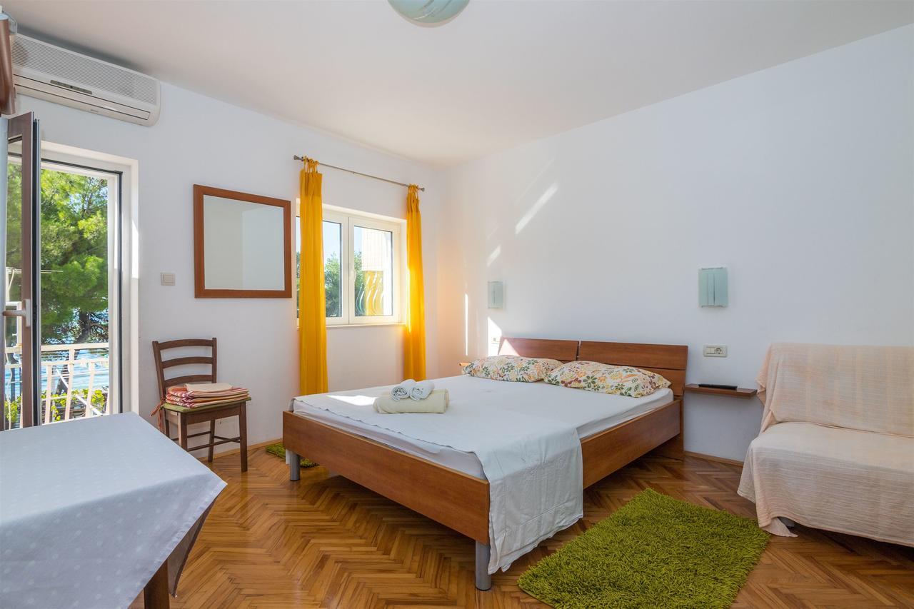 Apartments Antonija Drvenik  Extérieur photo